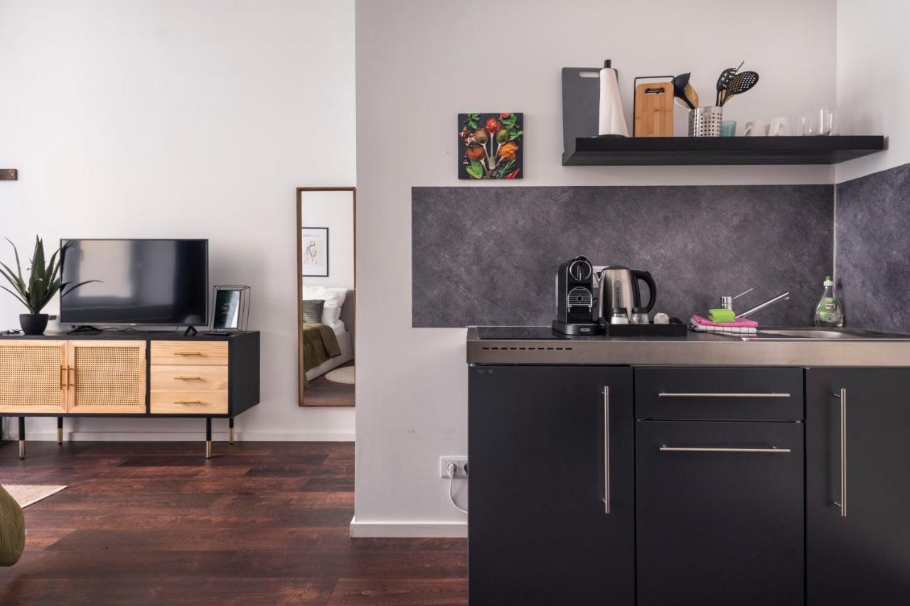 Central Apartment In Heart Of เบอร์ลิน ภายนอก รูปภาพ