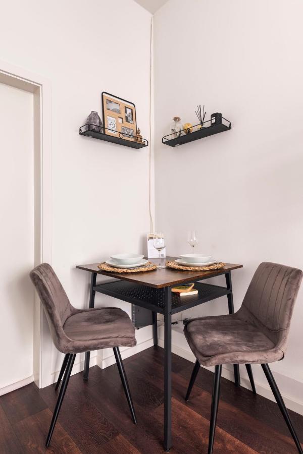 Central Apartment In Heart Of เบอร์ลิน ภายนอก รูปภาพ